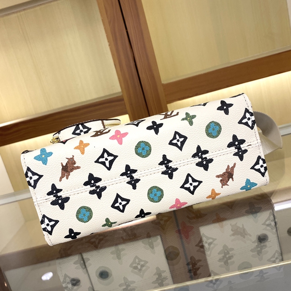 ルイヴィトンバッグ着用イメージ